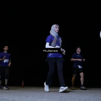 Runner Photo 7532425
