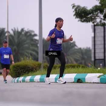 Runner Photo 7532427