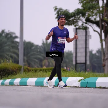 Runner Photo 7532435