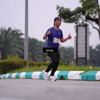 Runner Photo 7532437