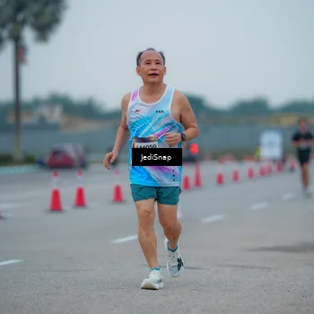 Runner Photo 7532438