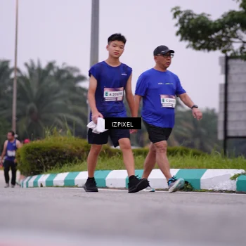 Runner Photo 7532457