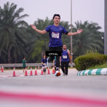 Runner Photo 7532485