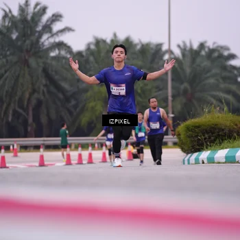 Runner Photo 7532486