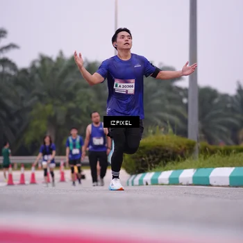 Runner Photo 7532488