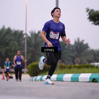 Runner Photo 7532491