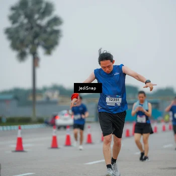 Runner Photo 7532499