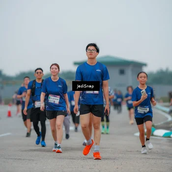 Runner Photo 7532537