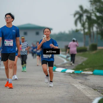 Runner Photo 7532546