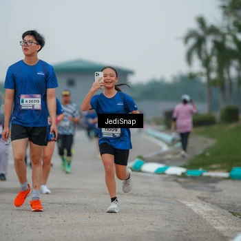 Runner Photo 7532549