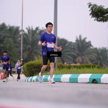 Runner Photo 7532563
