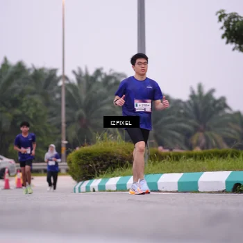 Runner Photo 7532568