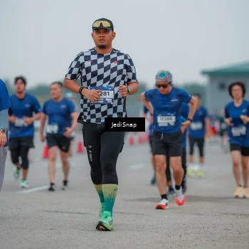 Runner Photo 7532634