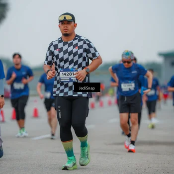 Runner Photo 7532638