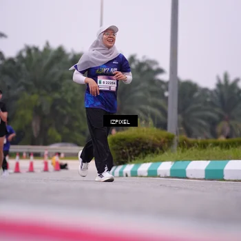 Runner Photo 7532642