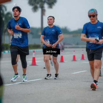 Runner Photo 7532650