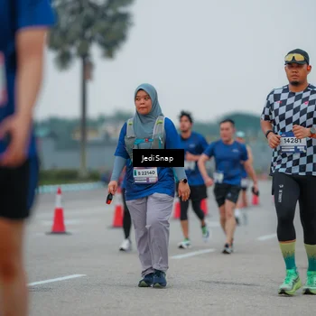 Runner Photo 7532651