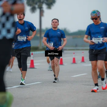 Runner Photo 7532653
