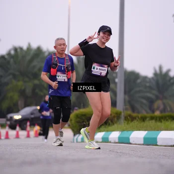 Runner Photo 7532663