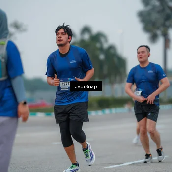Runner Photo 7532667