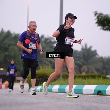 Runner Photo 7532672