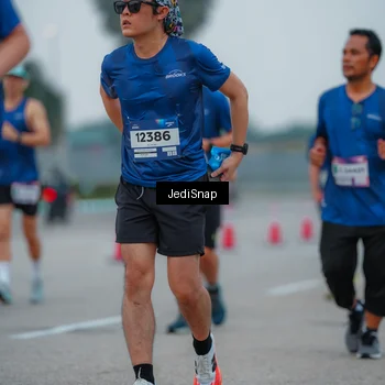 Runner Photo 7532679
