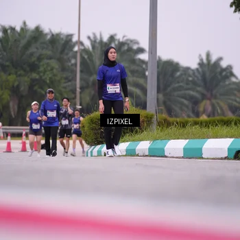 Runner Photo 7532690