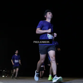 Runner Photo 7532692