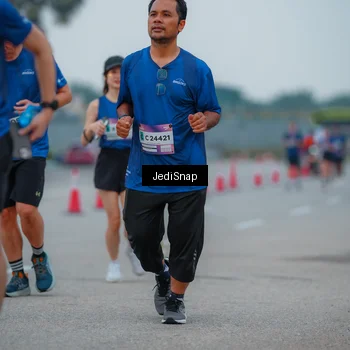 Runner Photo 7532693