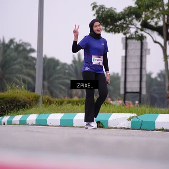 Runner Photo 7532704