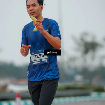 Runner Photo 7532735