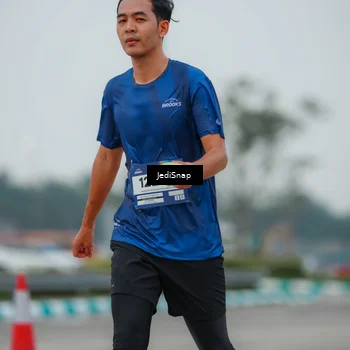 Runner Photo 7532737