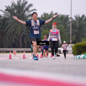 Runner Photo 7532740
