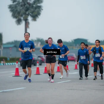 Runner Photo 7532759