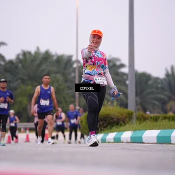 Runner Photo 7532771
