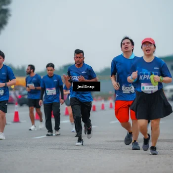 Runner Photo 7532787