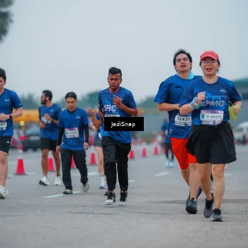 Runner Photo 7532788
