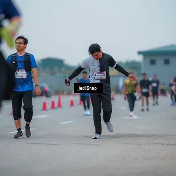Runner Photo 7532816