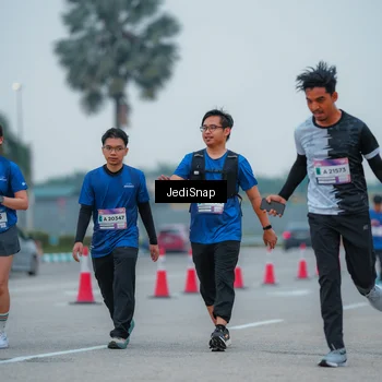Runner Photo 7532840