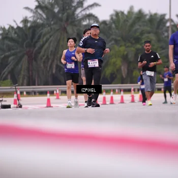 Runner Photo 7532859
