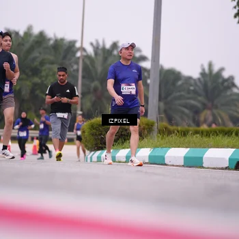 Runner Photo 7532864