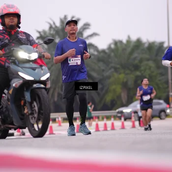Runner Photo 7532938