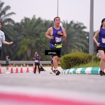 Runner Photo 7532972