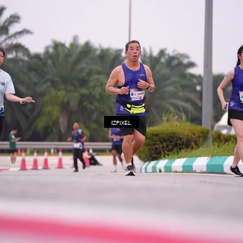 Runner Photo 7532975