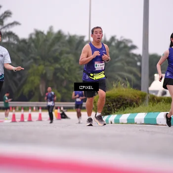 Runner Photo 7532984