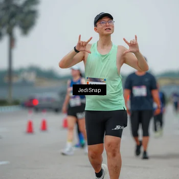 Runner Photo 7533013