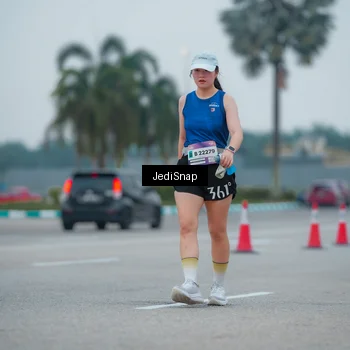 Runner Photo 7533023