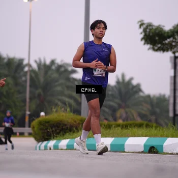 Runner Photo 7533029