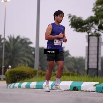 Runner Photo 7533031
