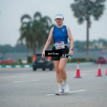 Runner Photo 7533034